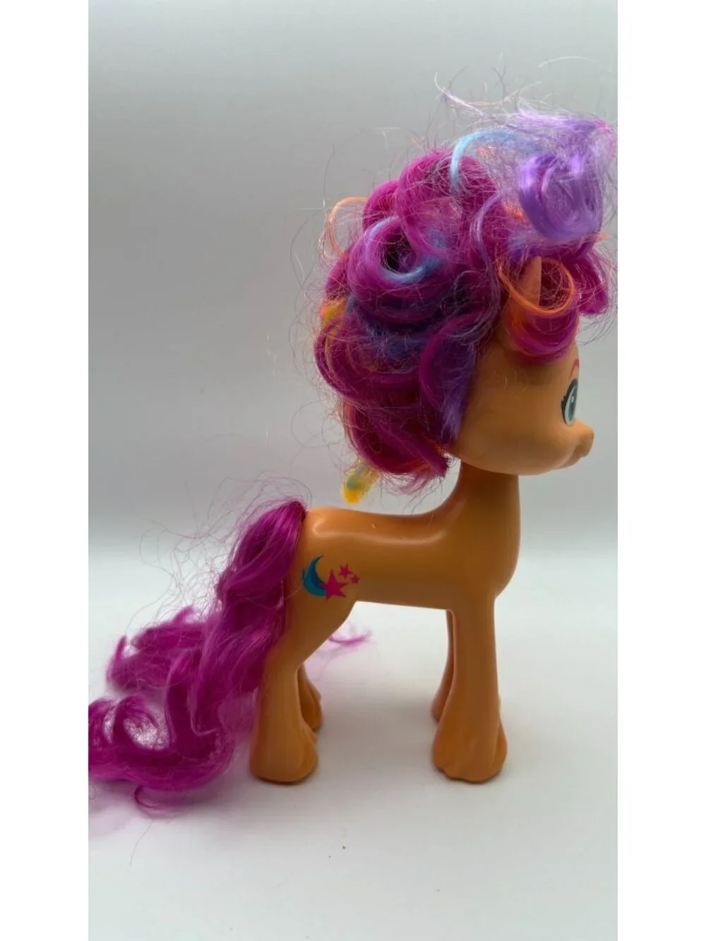 My Little Pony Sunny Starscout 2021 Figure With Colorful Hair & Cutie Mark